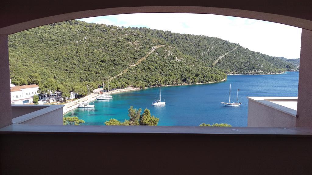 Apartments Ladesta Lastovo الغرفة الصورة