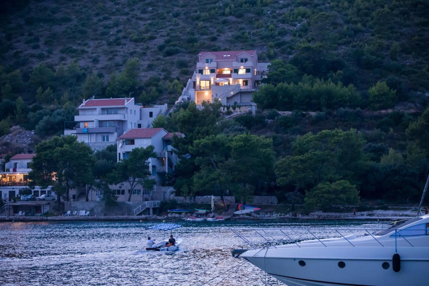 Apartments Ladesta Lastovo المظهر الخارجي الصورة